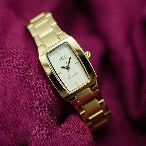 MONTRE | Casio Stainless Steel Strap