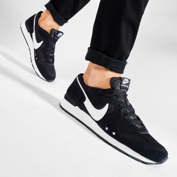 CHAUSSURE | NIKE Venture Runner