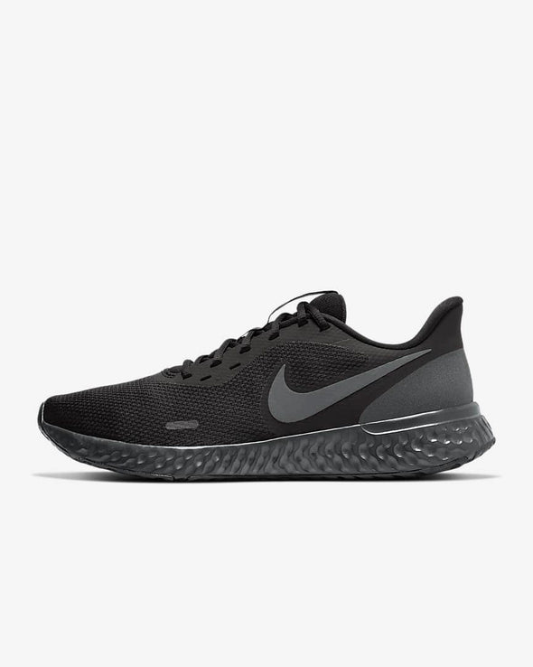 CHAUSSURE | NIKE Revolution 5 all black