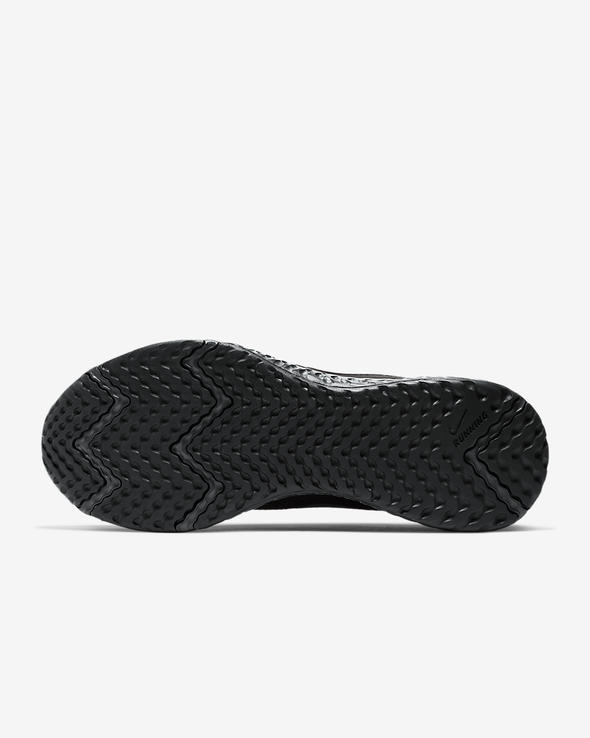 CHAUSSURE | NIKE Revolution 5 all black